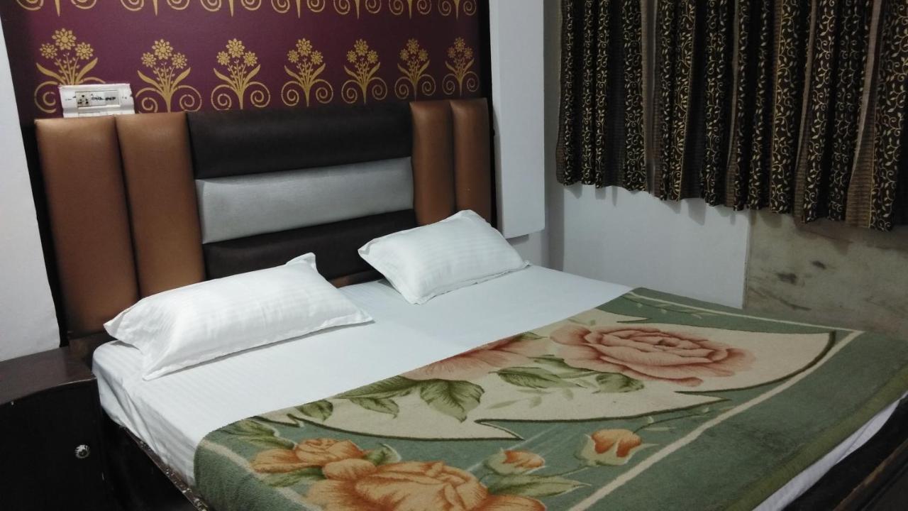 Hotel Euro International 뉴델리 외부 사진