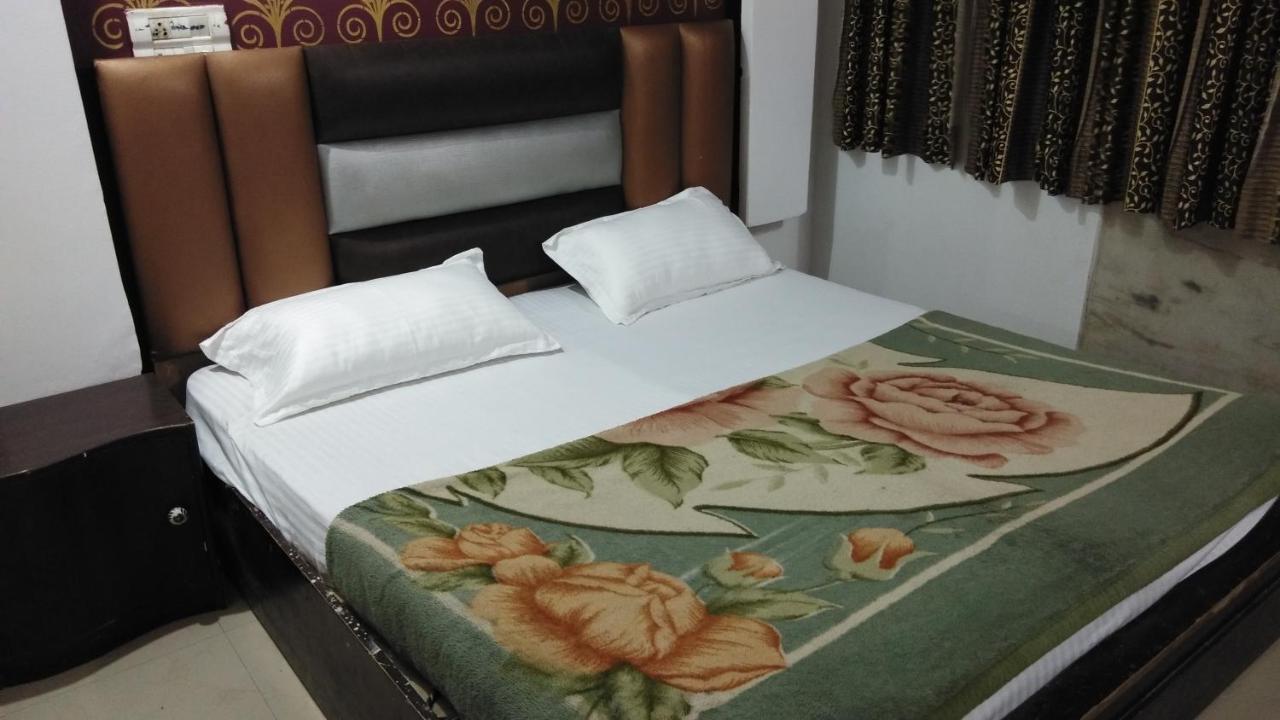 Hotel Euro International 뉴델리 외부 사진