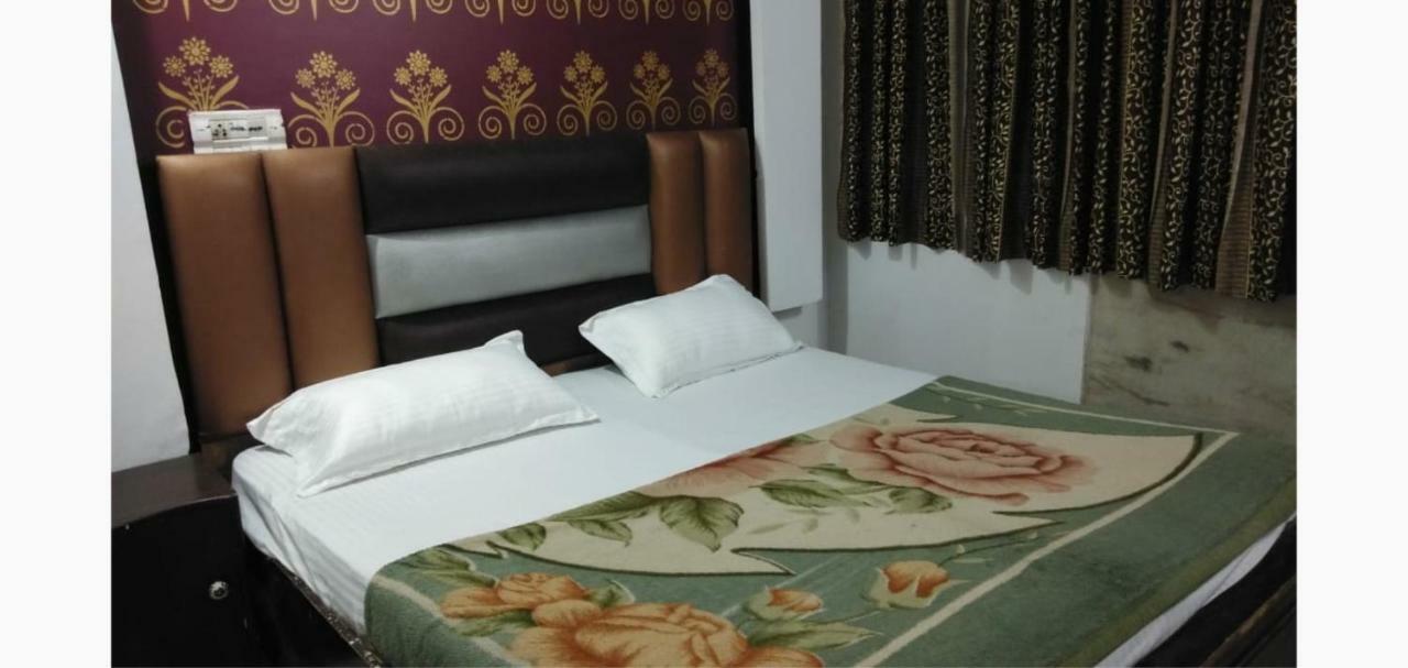 Hotel Euro International 뉴델리 외부 사진